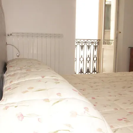 Bed & Breakfast Re Del Sale 2*