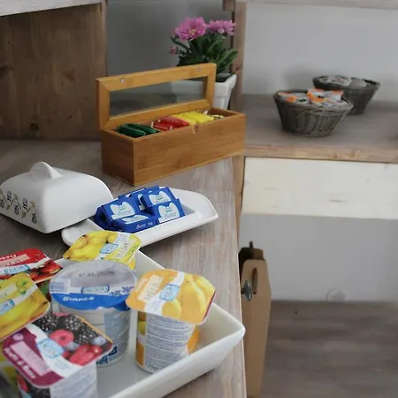 Bed & Breakfast Re Del Sale